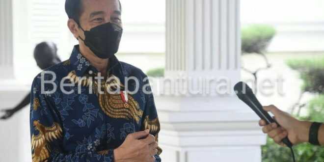 Komentar : Presiden Jokowi Saat Tanggapi Kritik Dari Mahasiswa UI. (A. ULIN NUHA / BERITA PANTURA)
